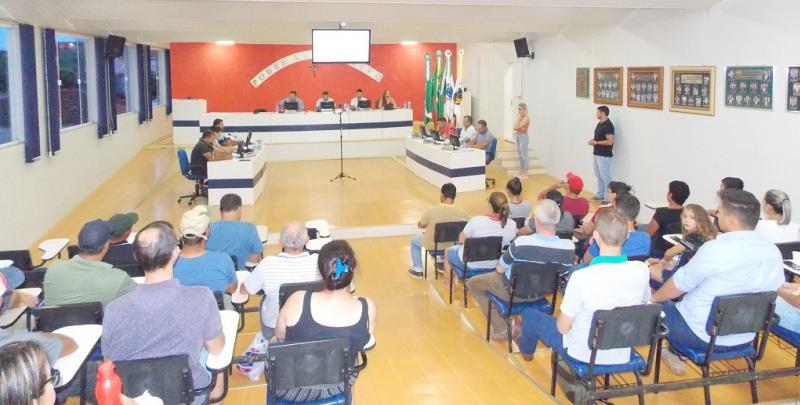 PROJETOS SÃO APRECIADOS NA PRIMEIRA SESSÃO ORDINÁRIA DO ANO